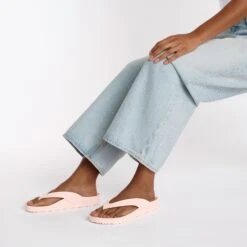 Birkenstock Honolulu Essentials EVA Light Rose 12 Birkenstock Honolulu Essentials EVA Light Rose -Birkenstock Shop 1029767 f look f