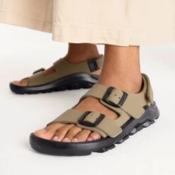 Birkenstock Mogami Terra Birko-Flor Faded Khaki 12 Birkenstock Mogami Terra Birko-Flor Faded Khaki -Birkenstock Shop 1029775 f closeup f