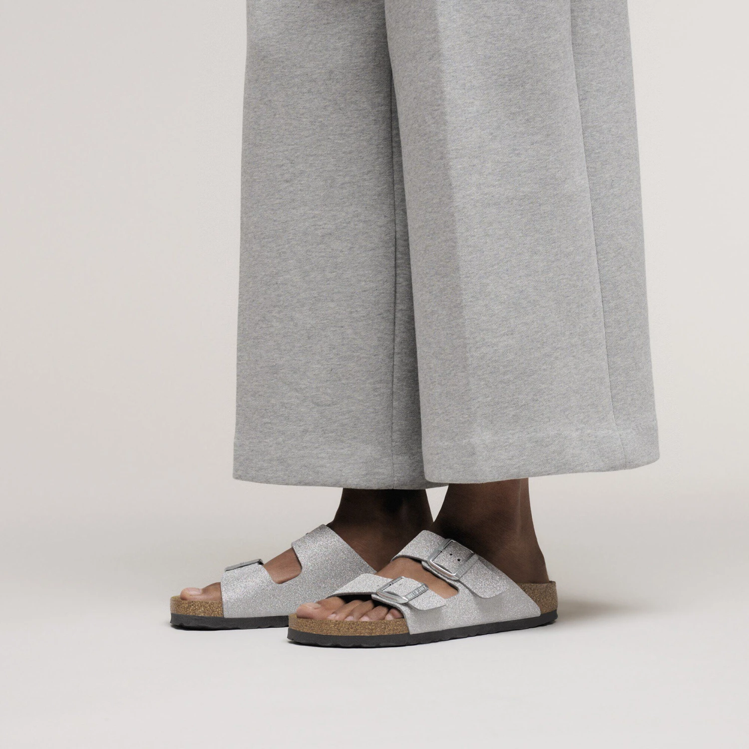 Birkenstock Arizona Synthetics Shiny Glitter Silver 7 Birkenstock Arizona Synthetics Shiny Glitter Silver - Image 7