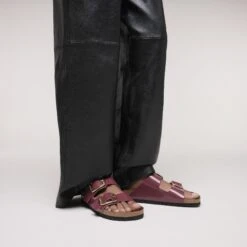 Birkenstock Arizona Hammered Big Buckle Natural Leather Patent Zinfandel High Shine 13 Birkenstock Arizona Hammered Big Buckle Natural Leather Patent Zinfandel High Shine -Birkenstock Shop 1030299 f look f