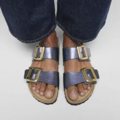 Birkenstock Sydney Luxe Buckle Birko-Flor Graceful Midnight Blue -Birkenstock Shop 1030381 f closeup f