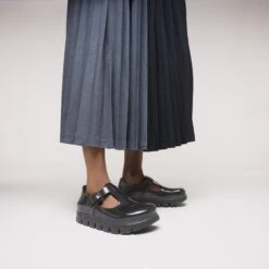 Paris Chunky Leather Black 13 Paris Chunky Leather Black -Birkenstock Shop 1030559 f look f