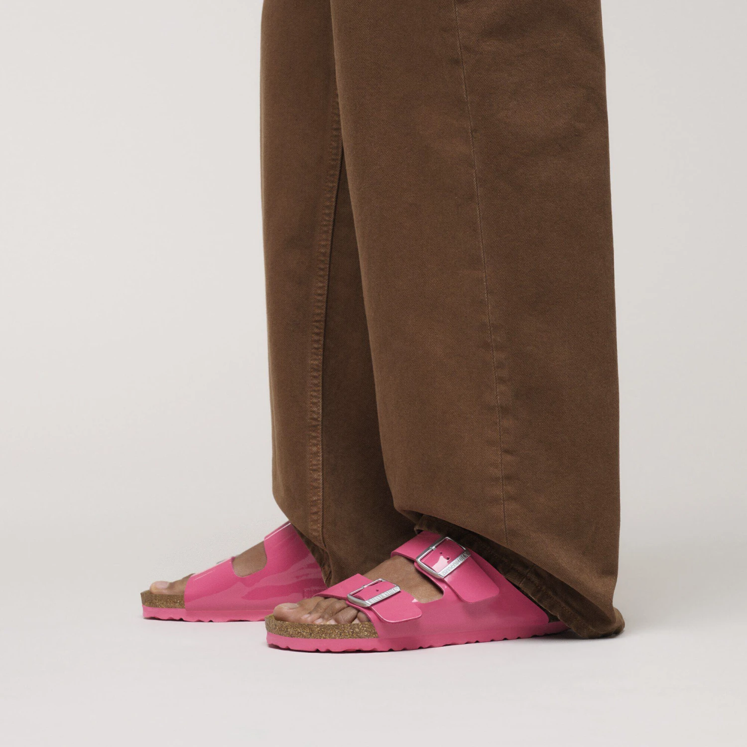 Birkenstock Arizona Birko-Flor Patent Fuchsia Tulip 6 Birkenstock Arizona Birko-Flor Patent Fuchsia Tulip - Image 6