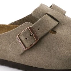 Birkenstock Boston Soft Footbed Suede Leather Taupe -Birkenstock Shop 560771 detail 1