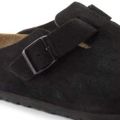 Birkenstock Boston Soft Footbed Suede Leather Black 13 Birkenstock Boston Soft Footbed Suede Leather Black -Birkenstock Shop 660473 detail 1